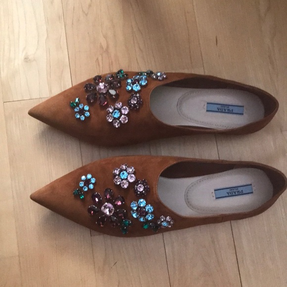 Authentic Prada suede flats with original box - Picture 2 of 7